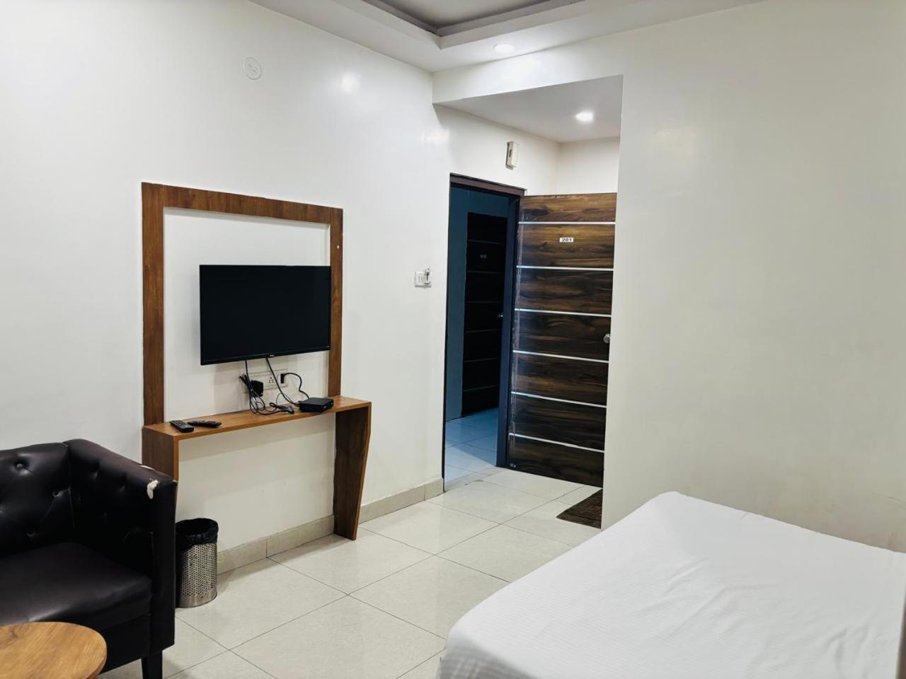 Hotel Bg Inn Bangalore Extérieur photo