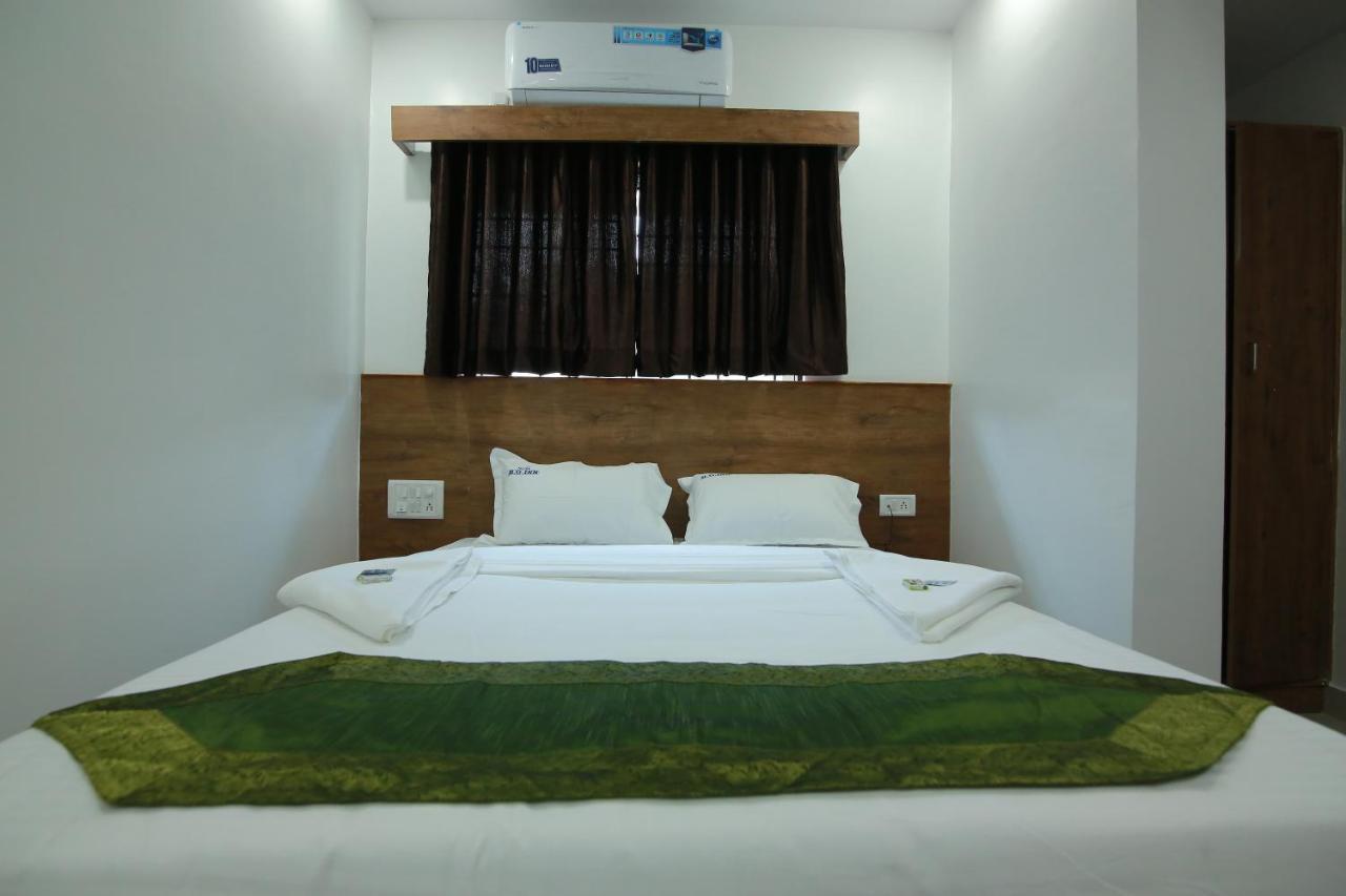 Hotel Bg Inn Bangalore Extérieur photo