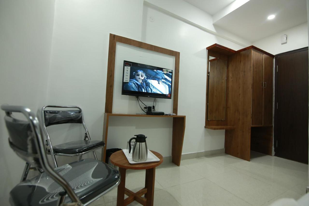 Hotel Bg Inn Bangalore Extérieur photo