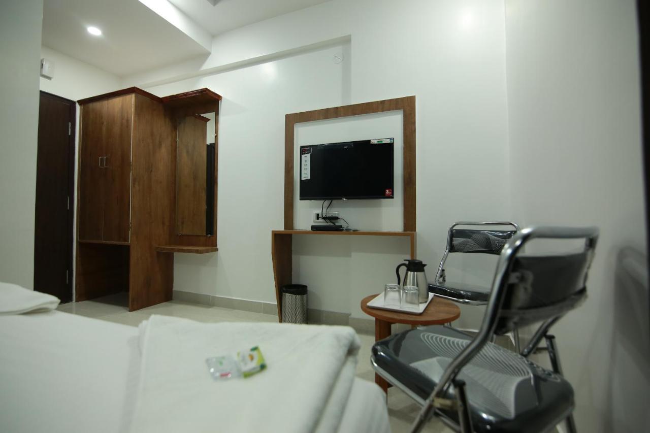 Hotel Bg Inn Bangalore Extérieur photo
